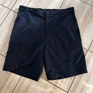 CHAPS golf shorts with pockets size 33
